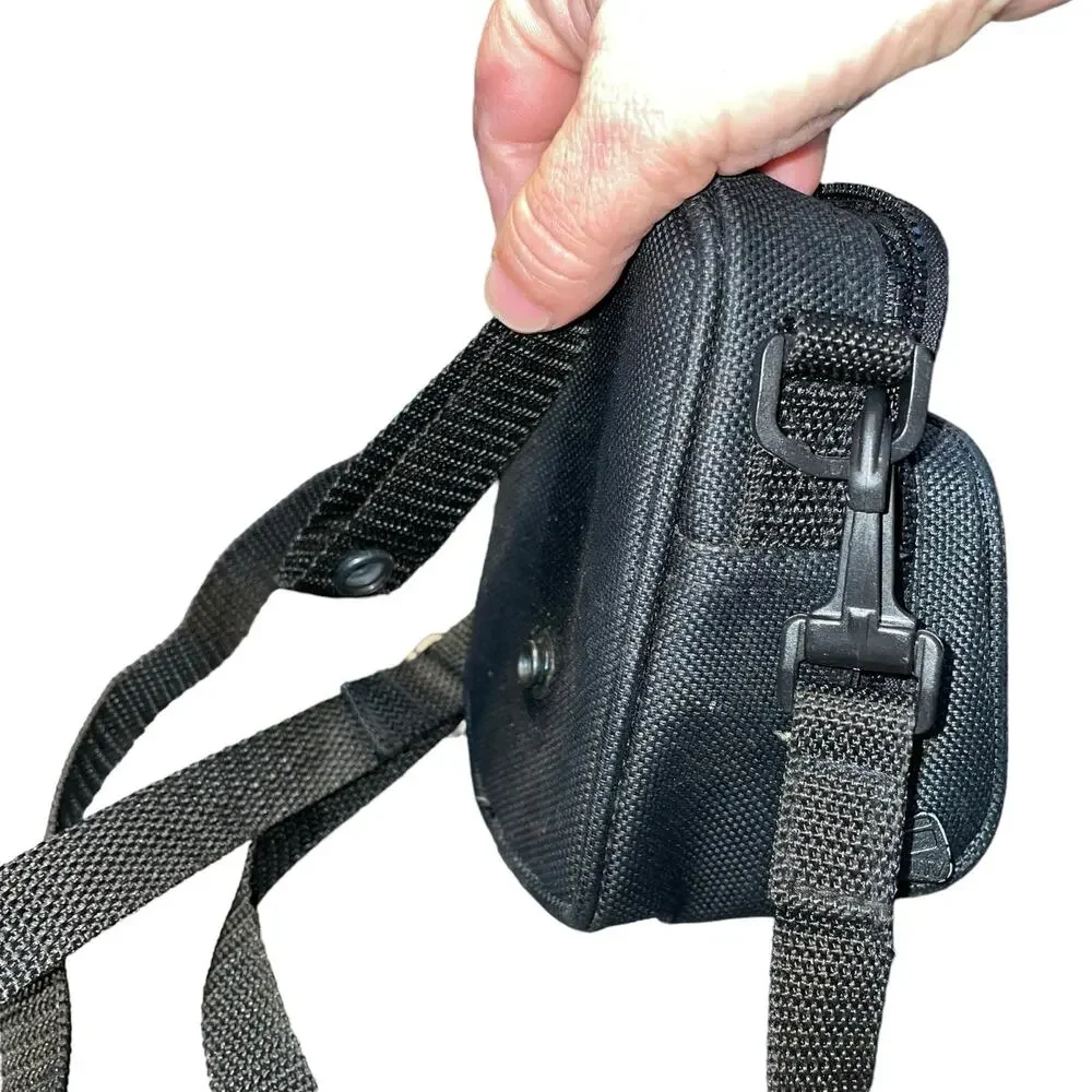 Ambico P-2000 Camera Case Bag Shoulder Strap Belt Loop Pockets Portable Black